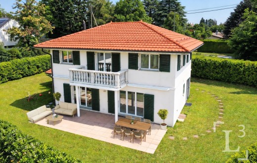 Villa individuelle avec jardin proche du centre-ville